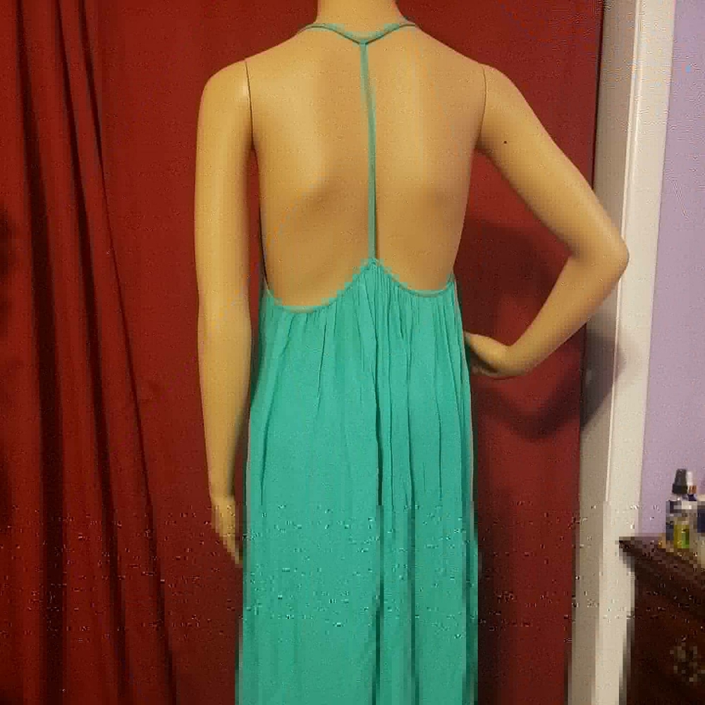 Clothes - Picture 2 of 2